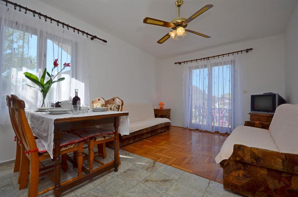 Apartments Miljenka 沃迪切 外观 照片