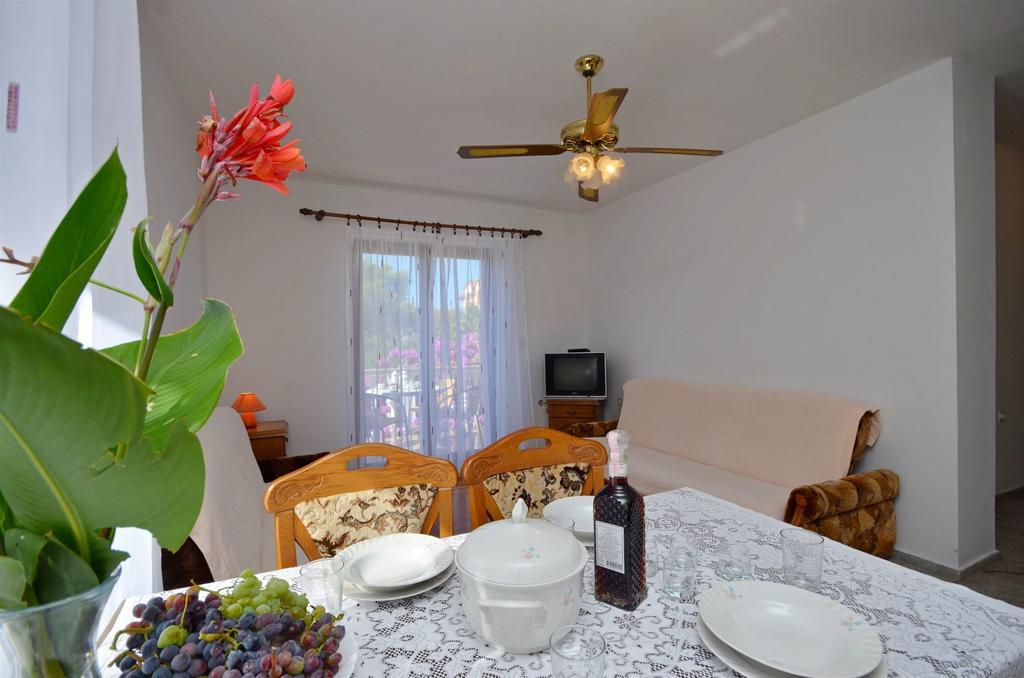 Apartments Miljenka 沃迪切 外观 照片